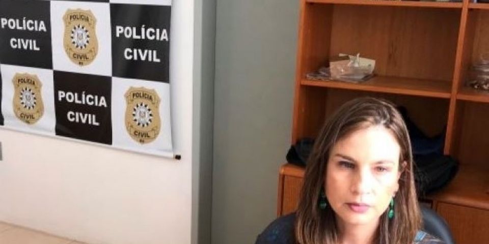 Delegada dá detalhes sobre encontro de cadáver às margens da BR-116 em Camaquã