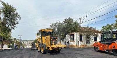 Prefeitura realiza pavimentação asfáltica no centro de Camaquã    