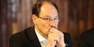 Piratini estuda antecipar para quinta-feira salários dos servidores estaduais