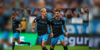 De virada, Grêmio vence Goiás pelo Brasileirão na Arena 