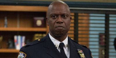 Morre aos 61 anos Andre Braugher, o capitão Holt de "Brooklyn Nine-Nine"