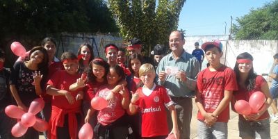 Camaquã - presidente do legislativo visita a escola José Antônio Netto