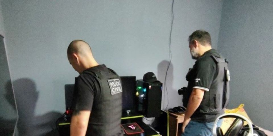 Operação da Polícia Civil prende quatro pessoas por “golpe do bilhete”