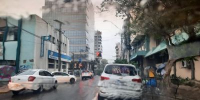 Chuva deve atingir todas as regiões do RS nesta quinta-feira; Inmet alerta para risco de temporais