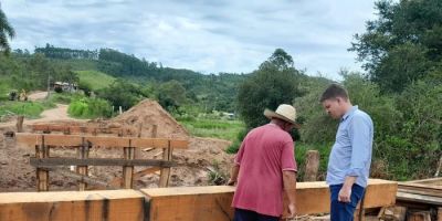 Prefeitura de Dom Feliciano realiza obra na ponte do Arroio do Potreiro  