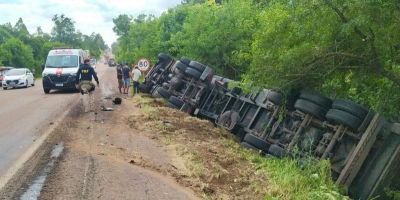 Acidente entre ônibus e duas carretas deixa feridos em Eldorado do Sul  