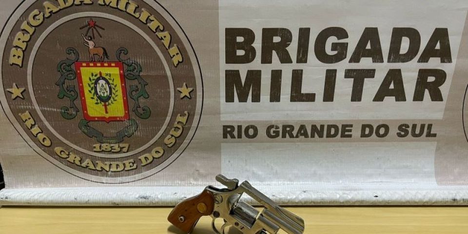 Brigada Militar prende homem por posse ilegal de arma no bairro Viégas, em Camaquã  