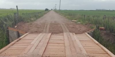 Ponte do interior de Camaquã recebe manutenção   