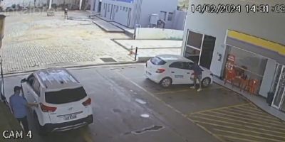 Ladrão com 19 passagens pela polícia é preso após furtar celulares de dentro de veículo estacionado em posto de combustíveis na BR-116