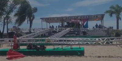 Palco desaba durante concurso de beleza e deixa cinco feridos em Rosário do Sul