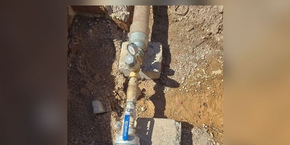 Corsan instala equipamento que estabiliza pressão da água para evitar ruptura de rede em Chuvisca