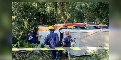 Turista paulista morre após veículo tombar durante passeio em Gramado, na Serra Gaúcha