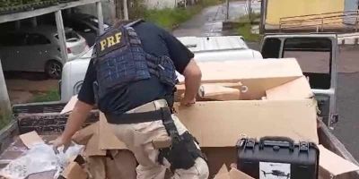 PRF apreende carga de contrabando escondida embaixo de lixo em Pantano Grande   