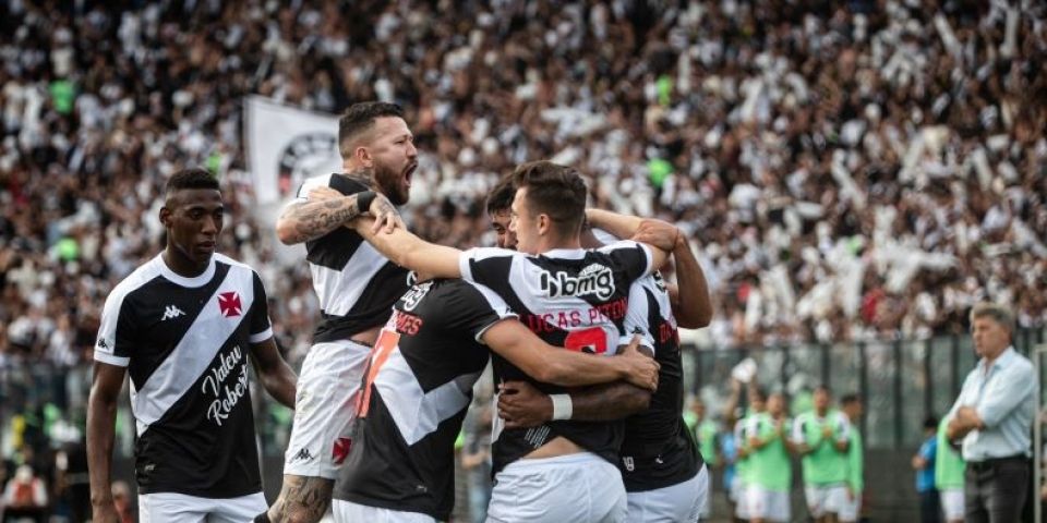Grêmio estreia com derrota de 2 a 1 para o Vasco no Brasileirão 2024