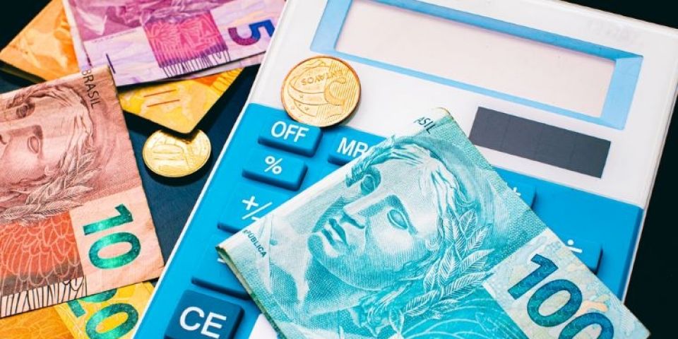 Renda dos 10% mais ricos é 14,4 vezes superior à dos 40% mais pobres, diz IBGE