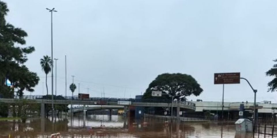 Tragédia no Rio Grande do Sul atinge a marca de 100 óbitos