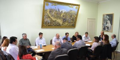 Governo camaquense se reúne para tratar de ajustes econômicos