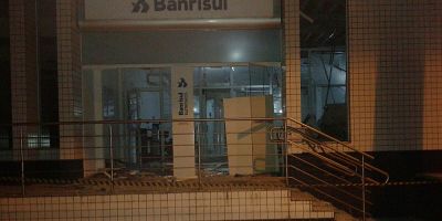 Bandidos atacam agência do Banrisul em Sentinela do Sul na madrugada deste sábado