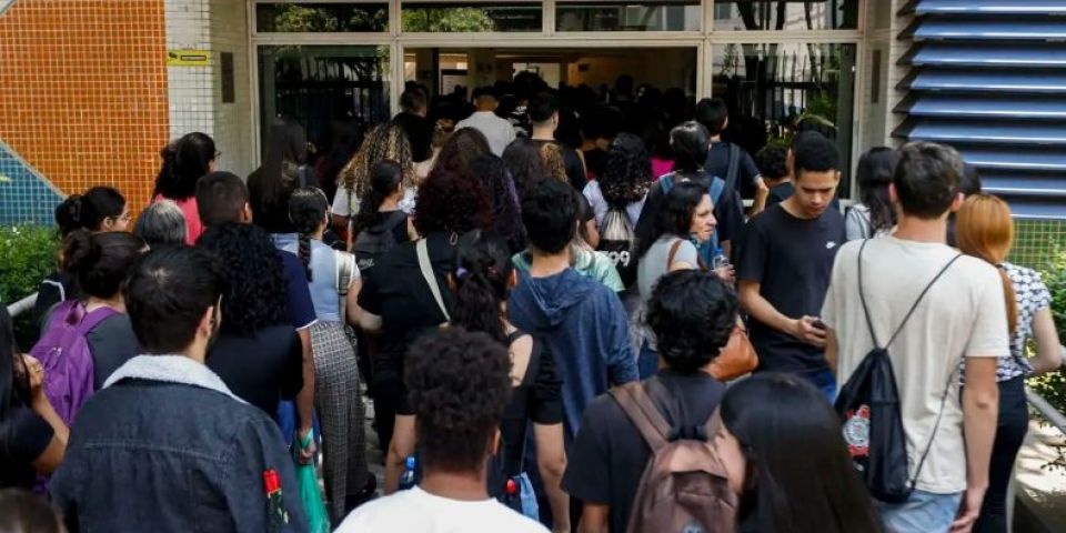 STF prorroga cotas raciais em concursos até Congresso votar nova lei