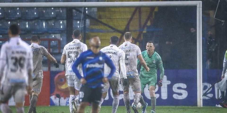 Grêmio vence o Huachipato e avança às oitavas da Libertadores 2024