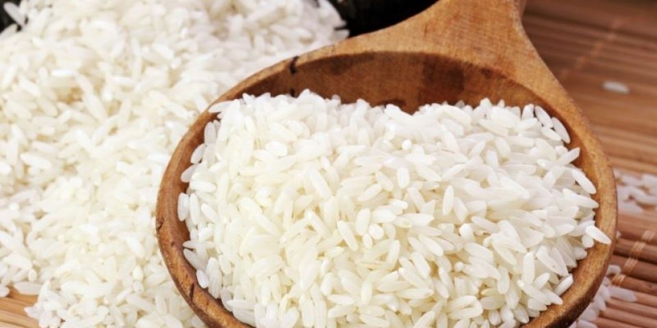 Conab compra 263,3 mil toneladas de arroz importado em leilão