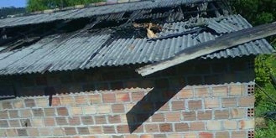 Incêndios em estufas de fumo mobilizam bombeiros em Camaquã e Chuvisca