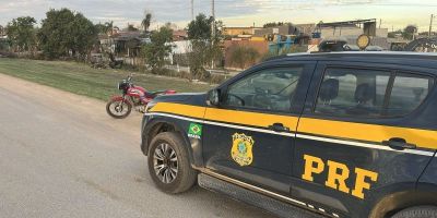 PRF apreende adolescente e recupera motocicleta furtada na BR-116    