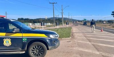 PRF prende foragido da Justiça na BR-290 em Eldorado do Sul