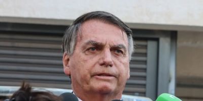 PF liga Bolsonaro a esquema para desviar mais de R$ 6,8 milhões