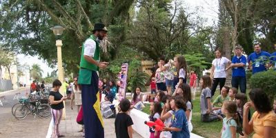 Feira Livre de Artesanato de Camaquã terá presença do Papai Noel