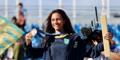 Rayssa Leal conquista medalha de bronze no skate street feminino