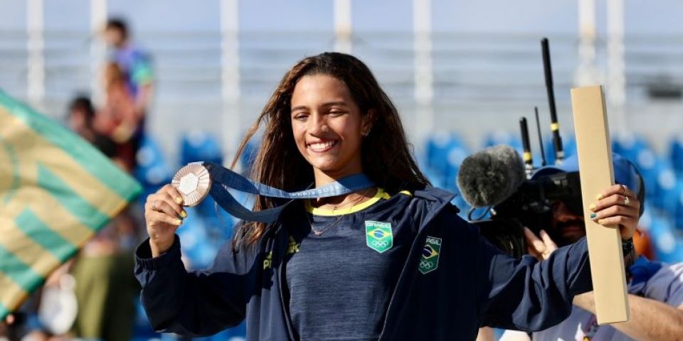 Rayssa Leal conquista medalha de bronze no skate street feminino