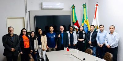 Deputada federal Franciane Bayer visita obras de investimentos destinados a Camaquã