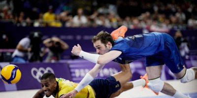 Seleção brasileira masculina de vôlei perde para a Polônia nas Olimpíadas  