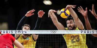 Brasil perde para os EUA no vôlei masculino e está eliminado das Olimpíadas  