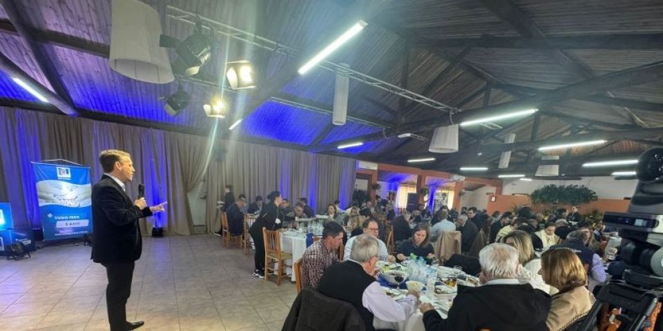 Acic realiza reunião almoço durante a ExpoCamaquã 2024