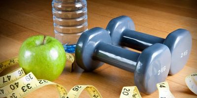 Como Manter a Forma Física: Dicas de Exercícios e Alimentação