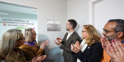 Eduardo Leite inaugura nova central estadual de armazenamento de vacinas      