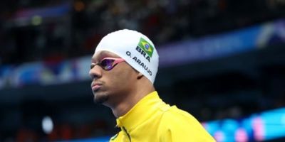 Gabrielzinho domina os 50m costas e leva mais um ouro na natação