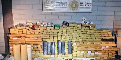 Dupla é presa com mais de 350 kg de drogas em Gravataí