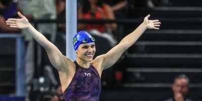 Carol Santiago conquista seu terceiro ouro nos Jogos Paralímpicos de Paris