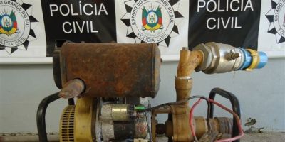 Dom Feliciano - Polícia civil prende dois homens. Com eles foram encontrados motobomba e bicos de irrigação furtados