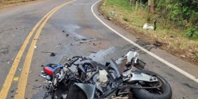 Gaúcho morre em grave colisão entre carro e moto em Santa Catarina