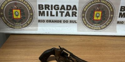 Homem é preso por porte ilegal de arma de fogo no centro de Camaquã