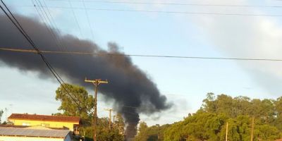 Moradores do loteamento Jardim das Flores realizam manifestação em Camaquã
