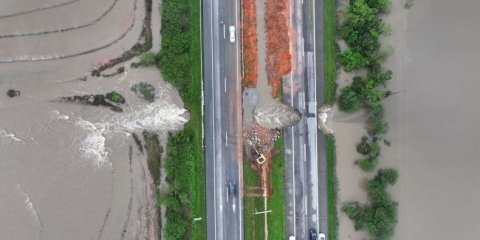 Ecosul reforça medidas de manutenção e fluxo de tráfego em trecho da BR-116, em Camaquã