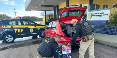 Casal é preso com 52 kg de maconha na BR-116