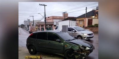 Óleo na pista causa transtornos no trânsito no centro de Camaquã