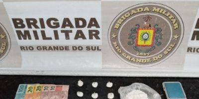 Homem de 34 anos é preso por tráfico de drogas no centro de Cristal