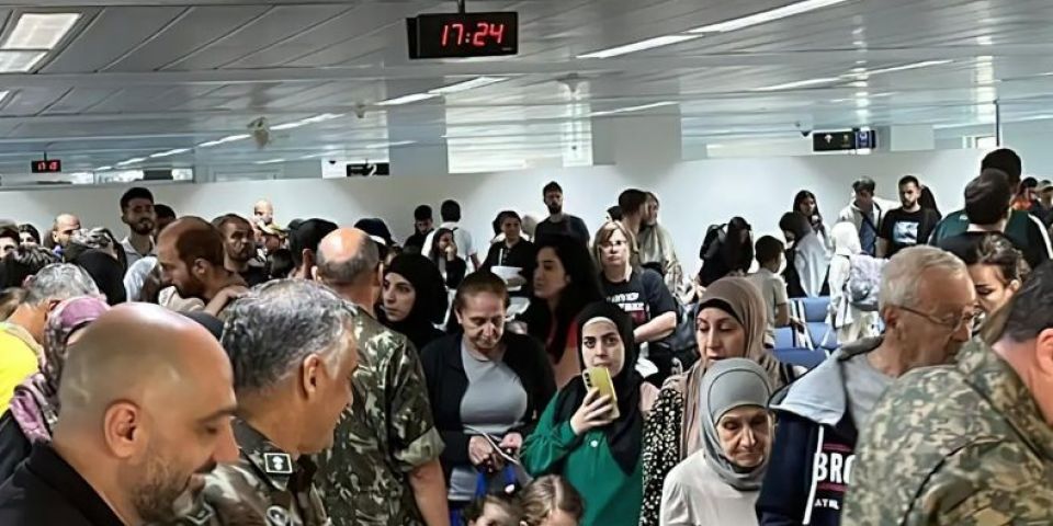 Terceiro voo da FAB sai do Líbano com 218 resgatados a bordo